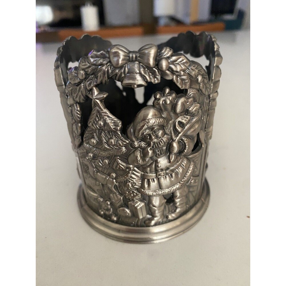 Christmas Santa Vintage Godinger Silver Art CoCandle Holder.  3"x3.5"